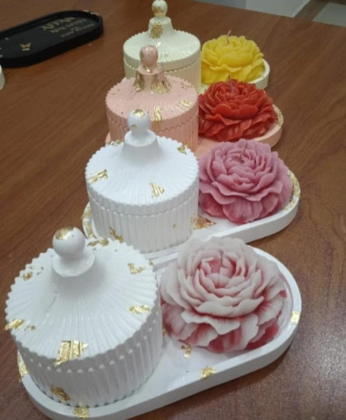 Elegant Fluted Jar & Flower Candle Sets